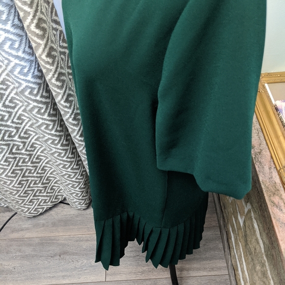 Zara forest green pleated side short sleeve dress - Picture 6 of 13